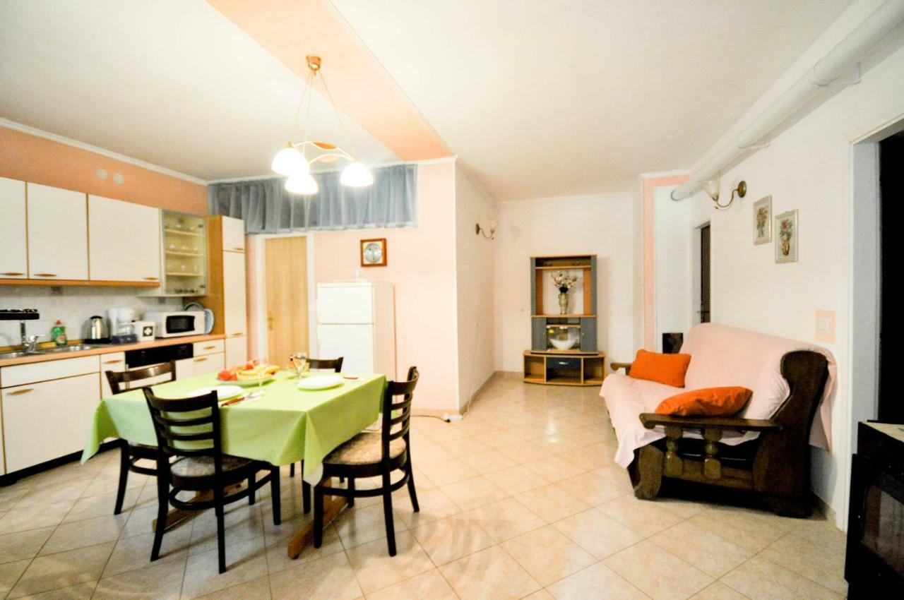 דירות Novigrad Istria Nevija מראה חיצוני תמונה